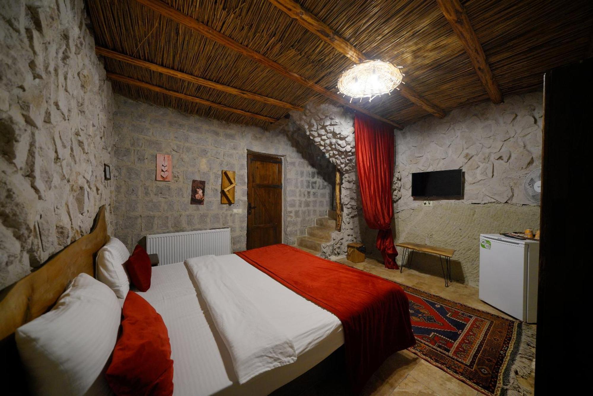 Cappadocia Nar Cave House & Swimming Pool Hotel Невшехир Екстериор снимка