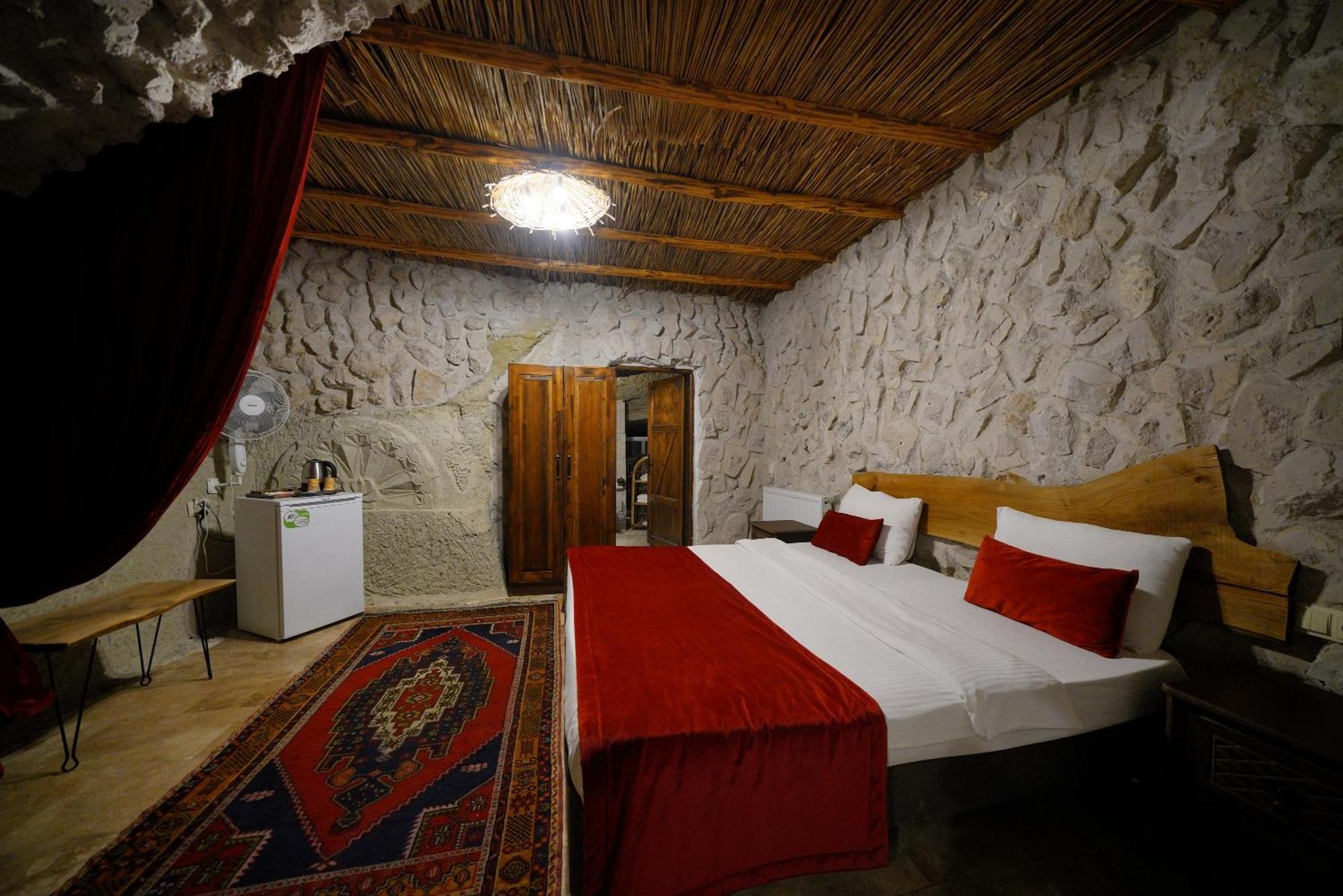 Cappadocia Nar Cave House & Swimming Pool Hotel Невшехир Екстериор снимка